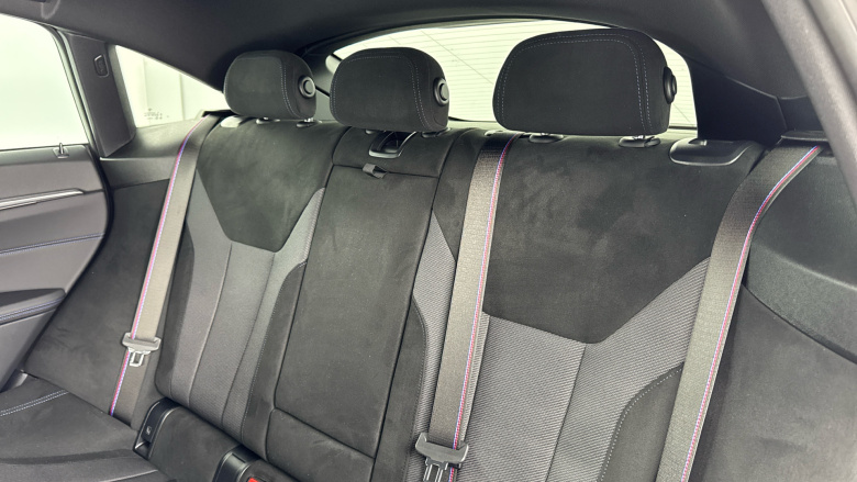 BMW 4 Series 420i M Sport 5dr Step Auto [Pro Pack] Petrol Hatchback